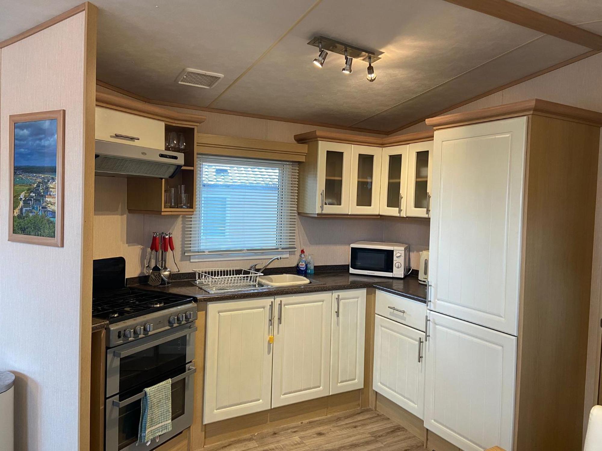 Mudeford Beach Lodge ภายนอก รูปภาพ